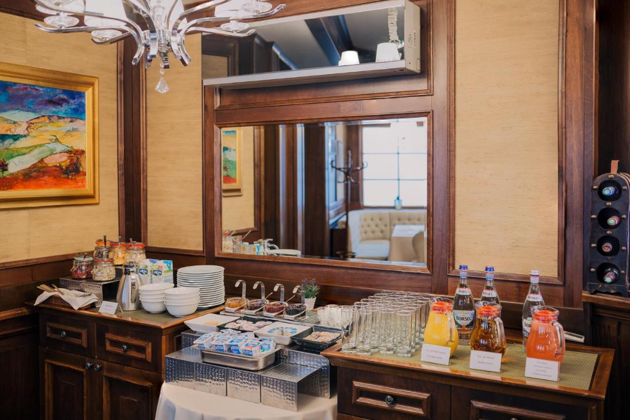 Hotel Meridian クルージュ＝ナポカ エクステリア 写真
